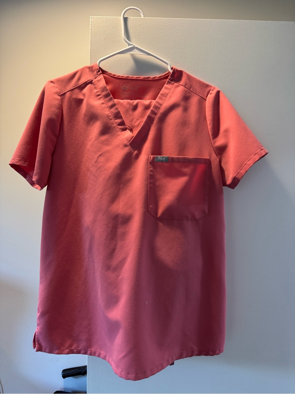 Figs Desert Rose pink scrub set